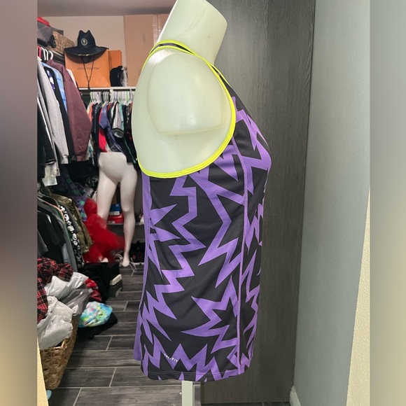Nike Dri Fit Purple Pattern Workout Tank Top - Picture 5 of 8